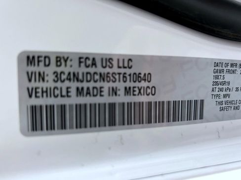 Used 2025 Jeep Compass Limited image 25