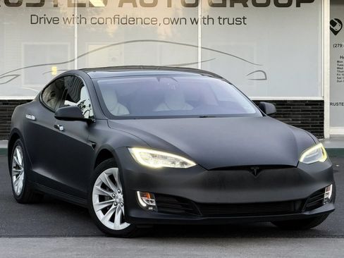 Used 2019 Tesla Model S 100D AWD/4WD image 3