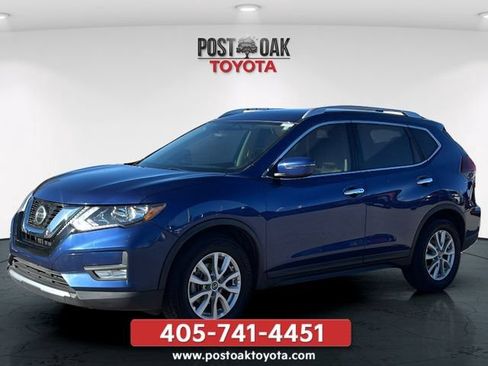 Used 2018 Nissan Rogue SV FWD image 1