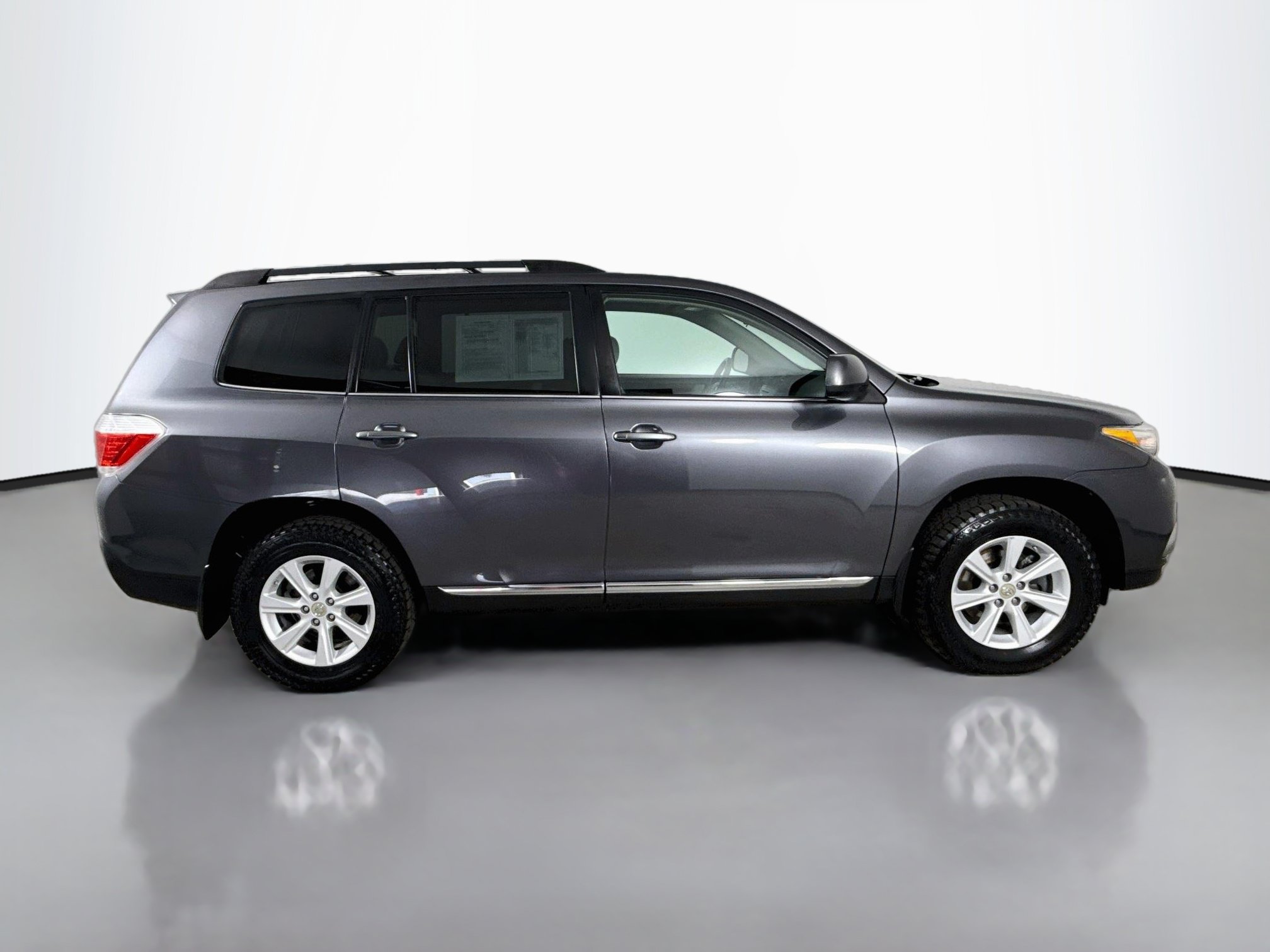 Used 2012 Toyota Highlander 4WD w/ Tech Pkg image 9