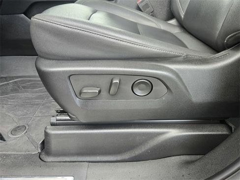 Used 2023 Chevrolet Tahoe LT image 18