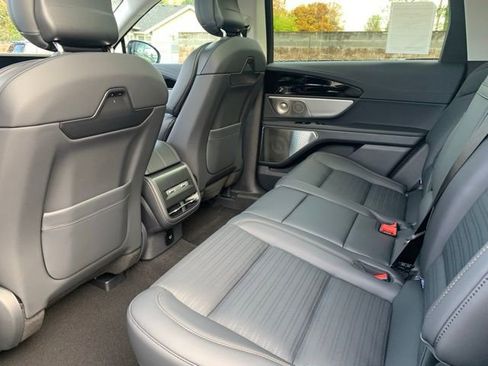 New 2026 Lincoln Nautilus Reserve image 17