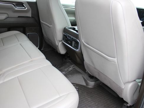 Used 2022 Chevrolet Silverado 1500 LTZ image 48