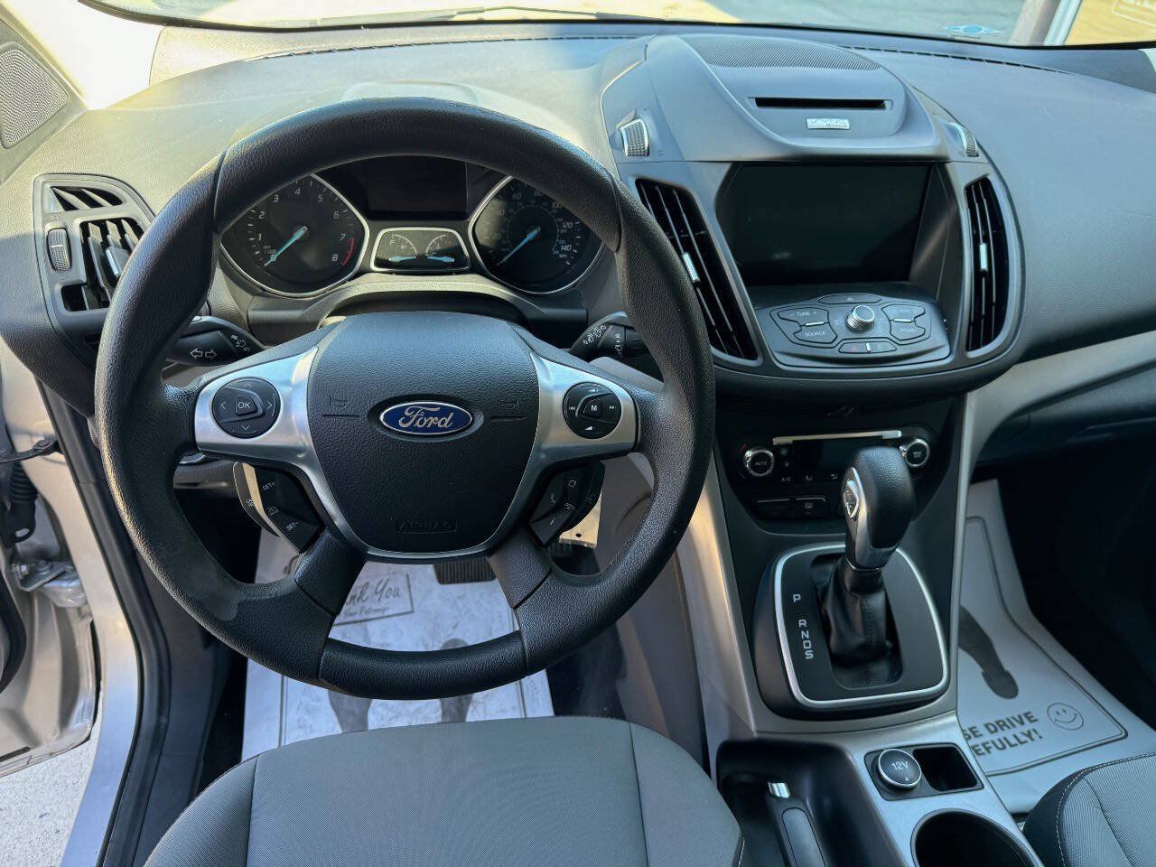 Used 2013 Ford Escape SE AWD/4WD image 17
