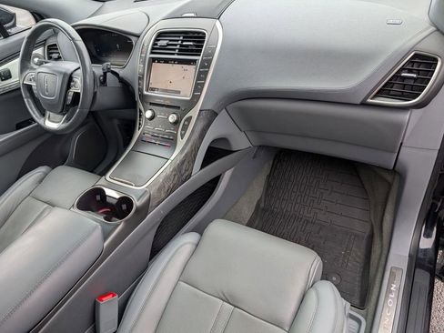 Used 2019 Lincoln Nautilus Reserve w/ Ultimate Package image 48