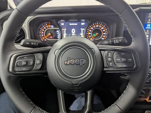 New 2026 Jeep Gladiator Sport image 42