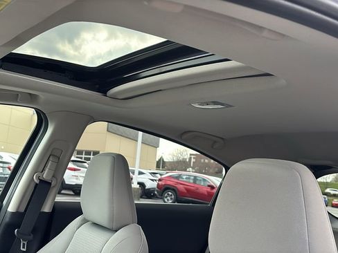 Used 2021 Honda HR-V EX image 25