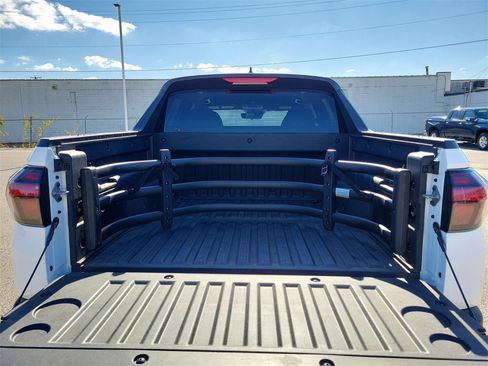 Used 2023 Hyundai Santa Cruz SE image 7