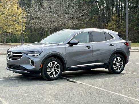 Used 2021 Buick Envision Essence w/ Technology Package I image 2