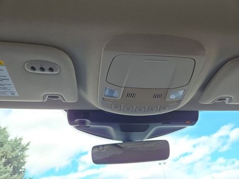 Used 2021 Lincoln Nautilus AWD w/ Equipment Group 101A image 26