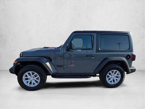 Used 2023 Jeep Wrangler Sport S image 9
