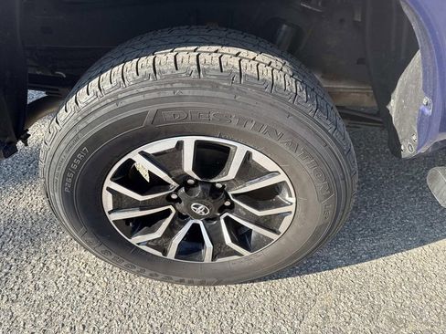 Certified 2023 Toyota Tacoma TRD Sport w/ TRD Premium Sport Package image 9