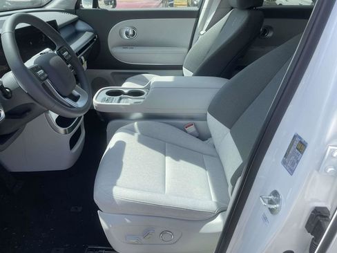 New 2026 Hyundai Ioniq 9 S image 11