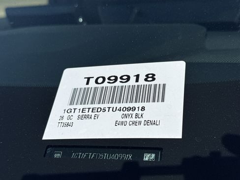 New 2026 GMC Sierra EV Elevation w/ Premium Package AWD/4WD image 37