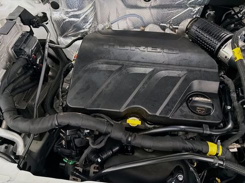 Used 2025 Buick Envista Preferred w/ Convenience I Package FWD image 29
