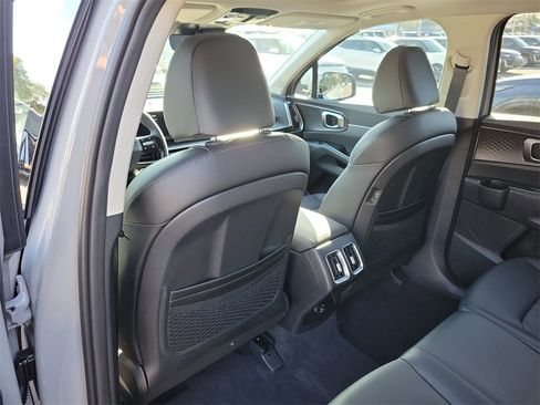 New 2026 Kia Sorento S image 16