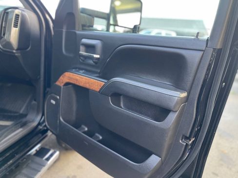 Used 2017 Chevrolet Silverado 3500 High Country w/ Duramax Plus Package AWD/4WD image 25