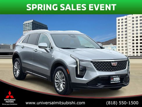 Used 2024 Cadillac XT4 Premium Luxury image 1