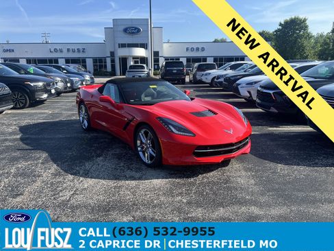 Used 2017 Chevrolet Corvette Stingray Convertible RWD image 1