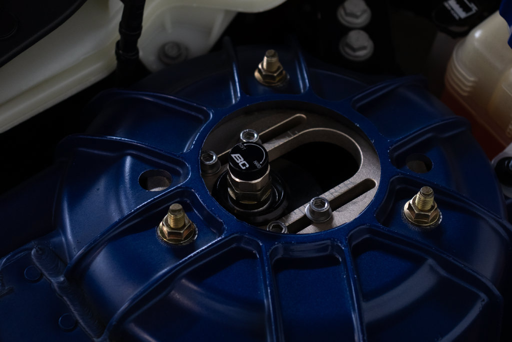 Used 2021 Chevrolet Camaro LT RWD image 31