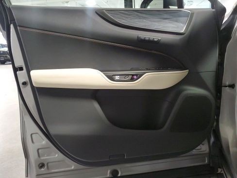 Used 2023 Lexus NX 350h AWD image 11