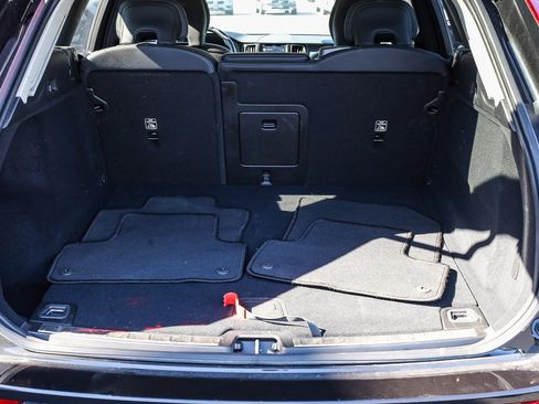 Used 2025 Volvo XC60 B5 Plus image 26