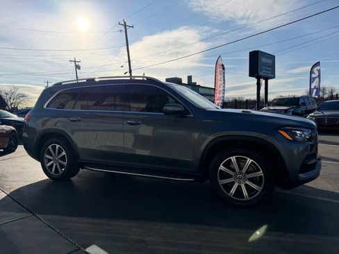 Used 2020 Mercedes-Benz GLS 450 4MATIC image 9