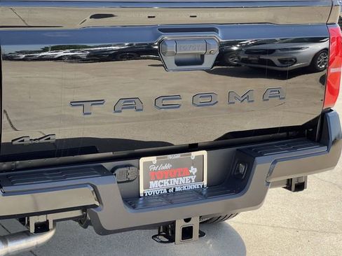 New 2025 Toyota Tacoma SR5 image 7