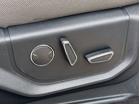 Certified 2018 Ford F150 XLT w/ Equipment Group 302A Luxury image 17