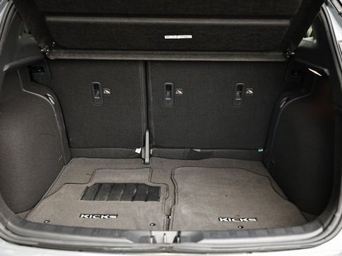 Used 2023 Nissan Kicks SR w/ SR Premium Package image 30