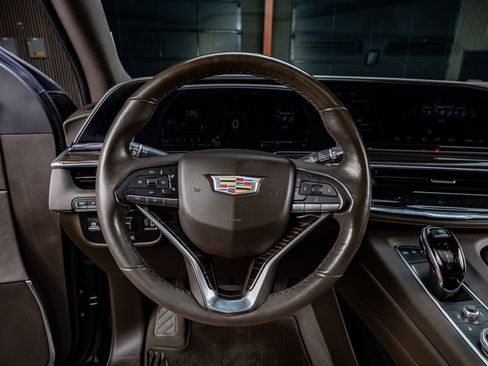 Used 2021 Cadillac Escalade ESV Sport w/ Driver Assist Tech Package image 19