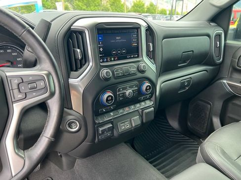 Used 2021 Chevrolet Silverado 2500 LTZ w/ Z71 Off-Road Package AWD/4WD image 32
