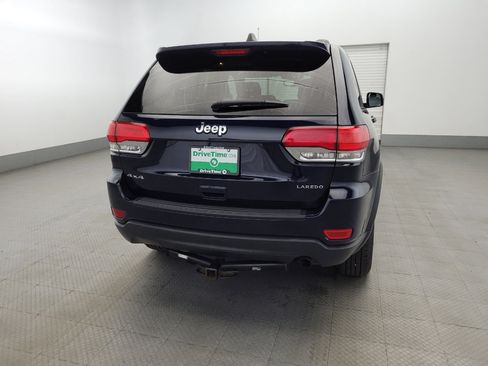 Used 2015 Jeep Grand Cherokee Laredo w/ Quick Order Package 23E image 7