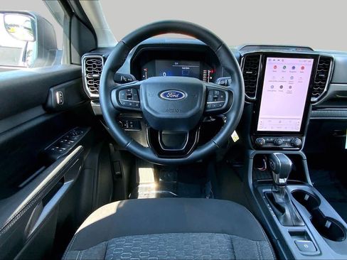 Used 2025 Ford Ranger XLT w/ Equipment Group 301A High RWD image 6