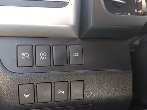 Used 2017 Toyota Highlander Limited AWD/4WD image 15