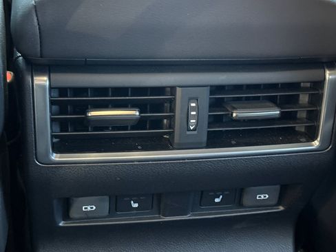 Certified 2025 Lexus GX 550 AWD/4WD image 16