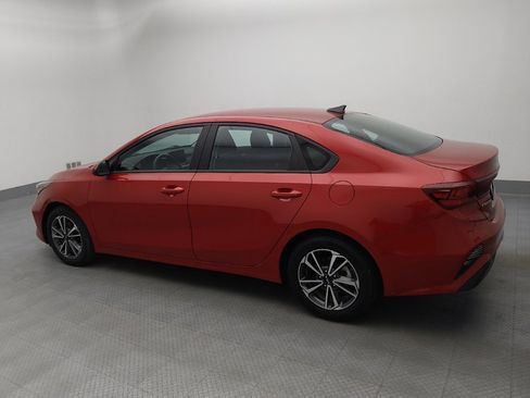 Used 2023 Kia Forte LXS FWD image 3