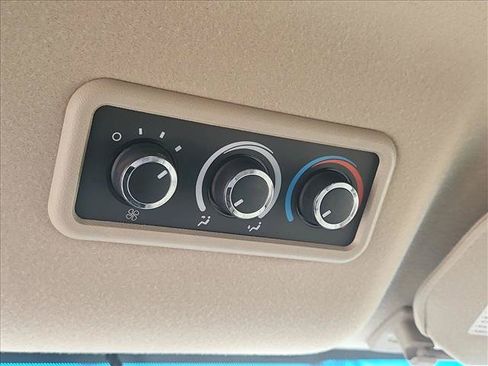 Used 2023 Chevrolet Express 3500 LS RWD image 19