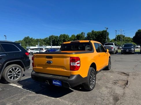 Used 2023 Ford Maverick Lariat FWD image 2