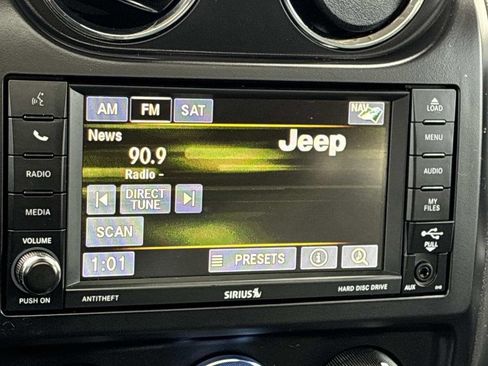 Used 2017 Jeep Patriot High Altitude AWD/4WD image 29