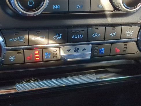 Used 2024 Ford F150 Lariat image 24