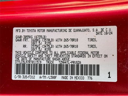 Used 2024 Toyota Tacoma TRD Off-Road image 28