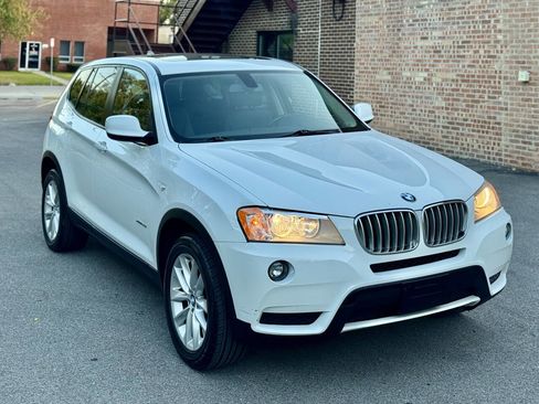Used 2013 BMW X3 xDrive28i image 3