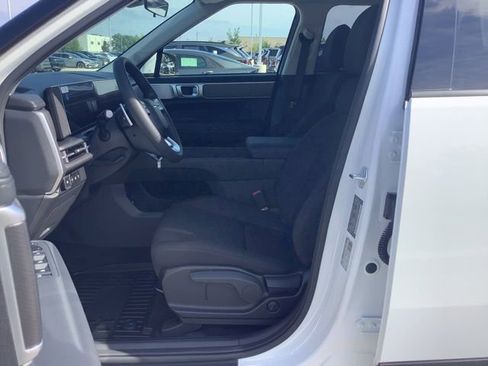 Certified 2026 Hyundai Santa Fe SE image 10