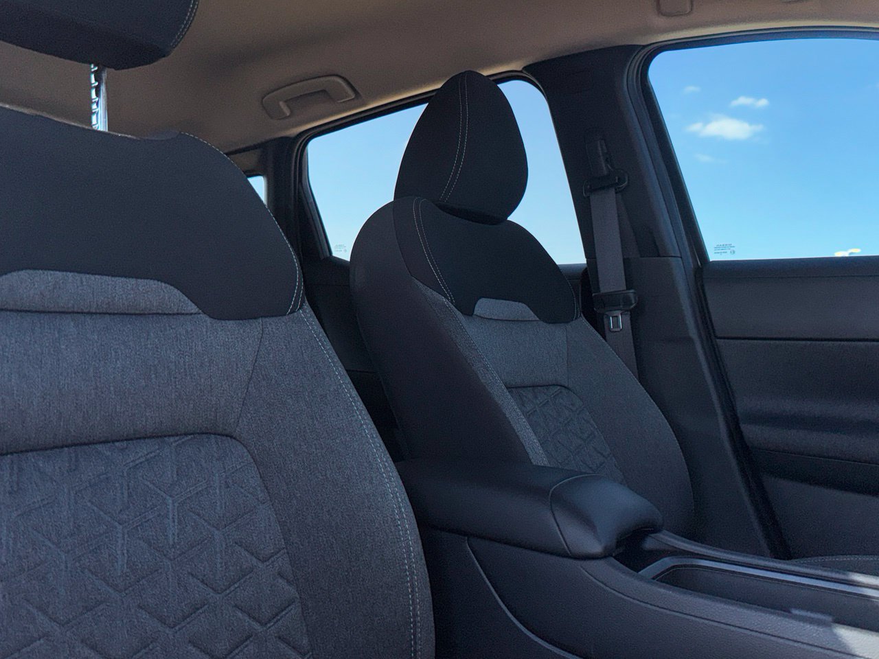 Used 2026 Nissan Kicks SV w/ Cold Weather Package FWD image 35