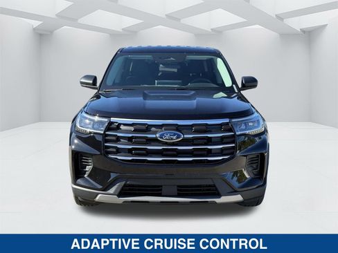 New 2026 Ford Explorer Active RWD image 9
