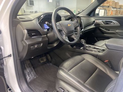 Certified 2023 Chevrolet Traverse LT w/ LT Premium Package image 14