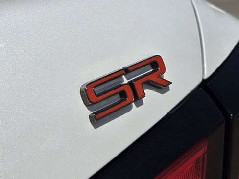 Used 2024 Nissan Altima 2.5 SR FWD image 16