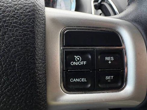 Used 2012 Dodge Grand Caravan SXT image 44