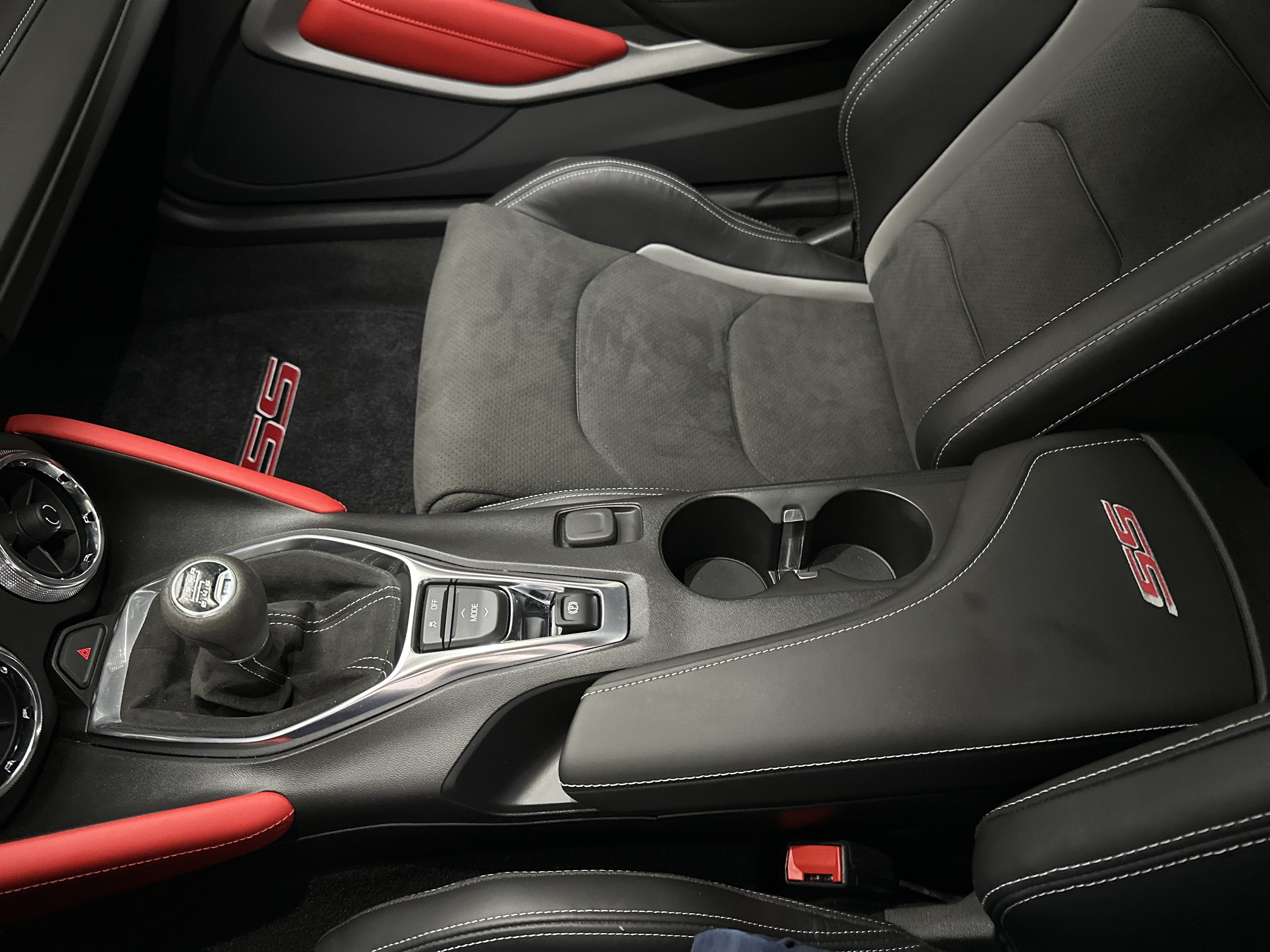 Used 2023 Chevrolet Camaro SS RWD image 33